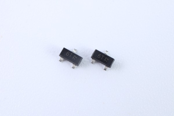 3Z0A3858